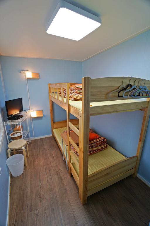 710 Guesthouse Yellow Busan Phòng bức ảnh